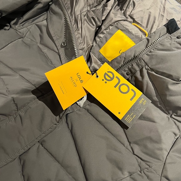 Lole, Size:Small, Grey and long winter Jacket (Brand new) - Picture 5 of 5